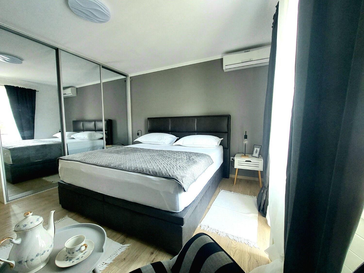 Apartment Fila - Large & Close To The Beach Makarska Kültér fotó